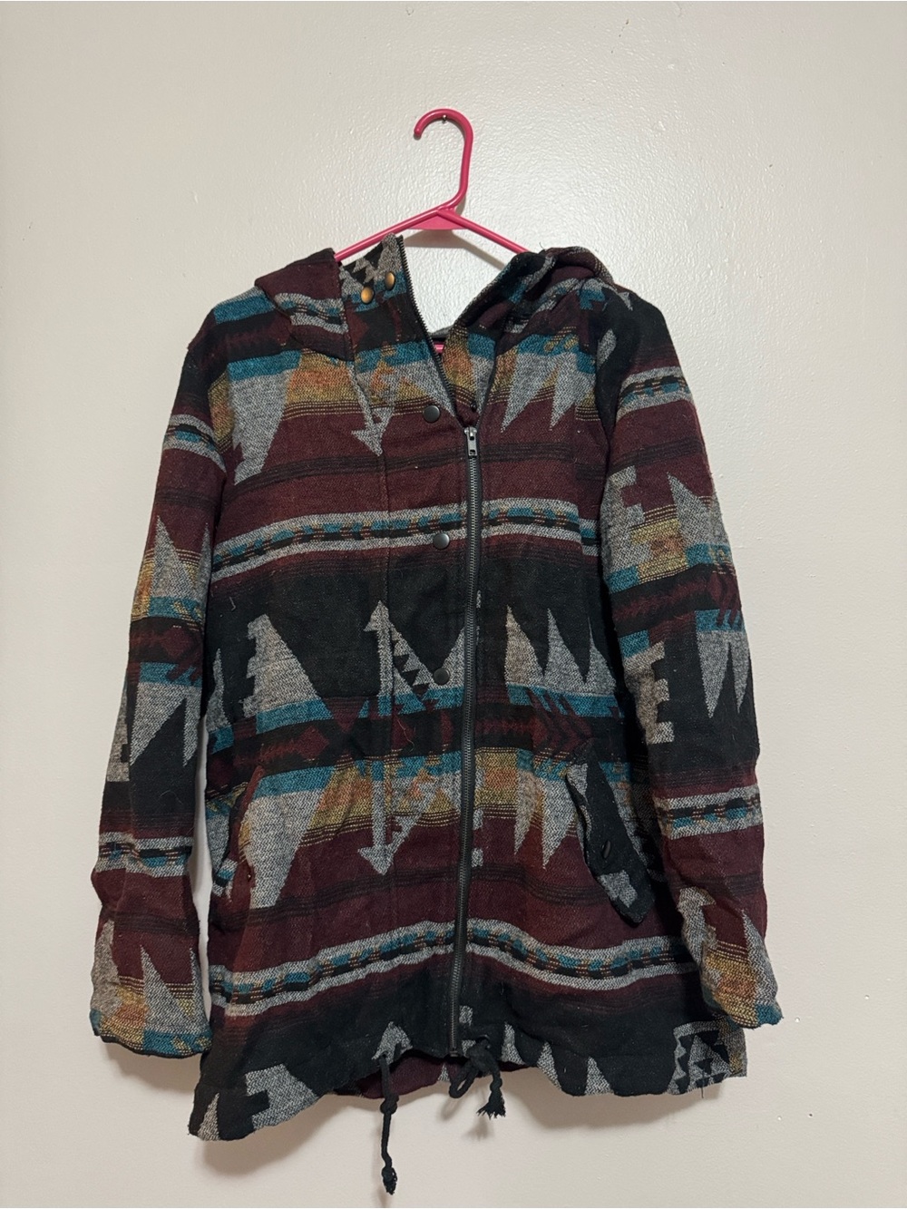 Patterned Hooded Zip Jacket in Maroon, Teal & Black